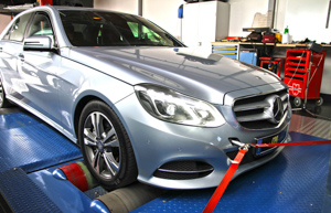 Nový Mercedes E400 (W212) při dynu
